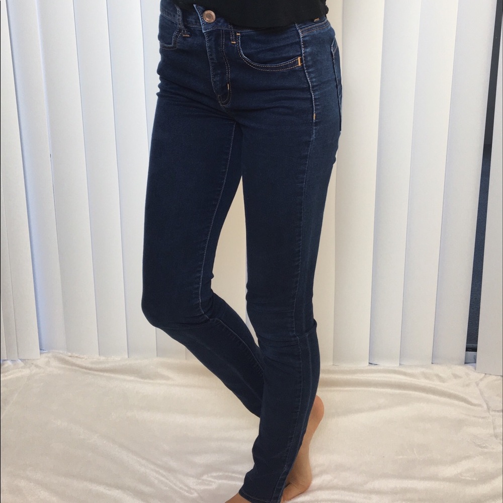 AE Hi- Rise Super Super Stretch Jeggings